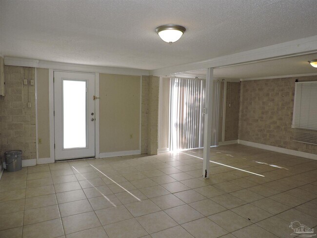 Photo - 1414 E Jordan St