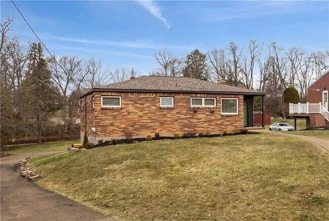 Photo - 2608 Milford Dr