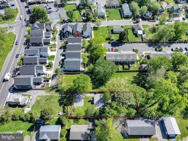 Photo - 101 Brooks Ln