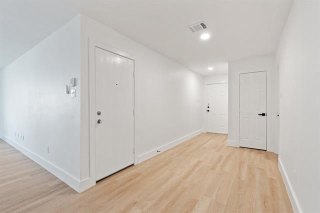 Photo - 1030 Churchill Dr