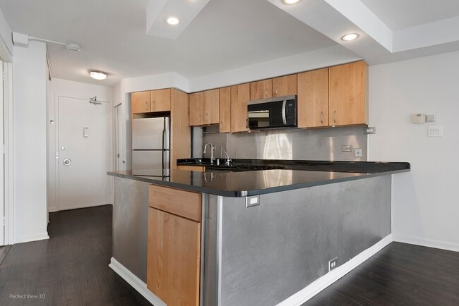Photo - 300 N State St Unit 4907