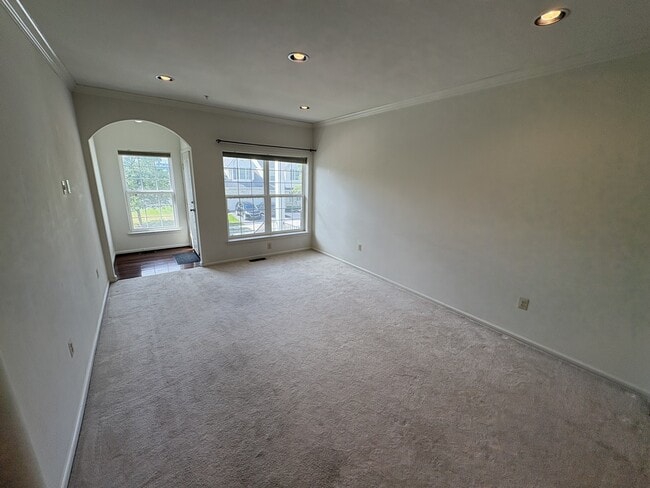 Photo - 157 Madison Way