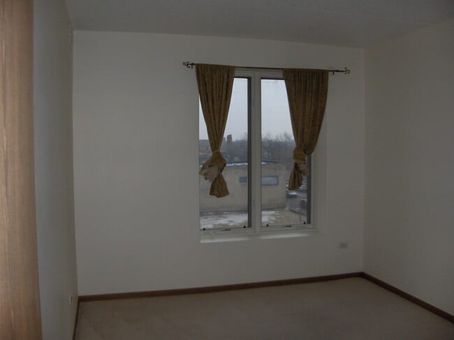 Photo - 515 Main St Unit 608