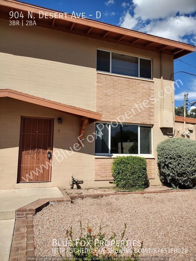 Two Story Townhome, 3 Bed and 1 1/2 Bath Townhome Rental in Tucson AZ