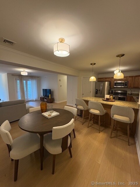 Photo - 130 Meridian St Unidad 311