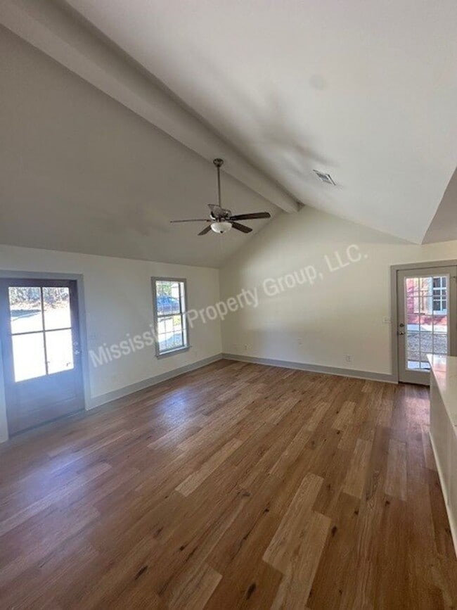 Photo - 3BR/3BA For Rent Unit 116 CR 102