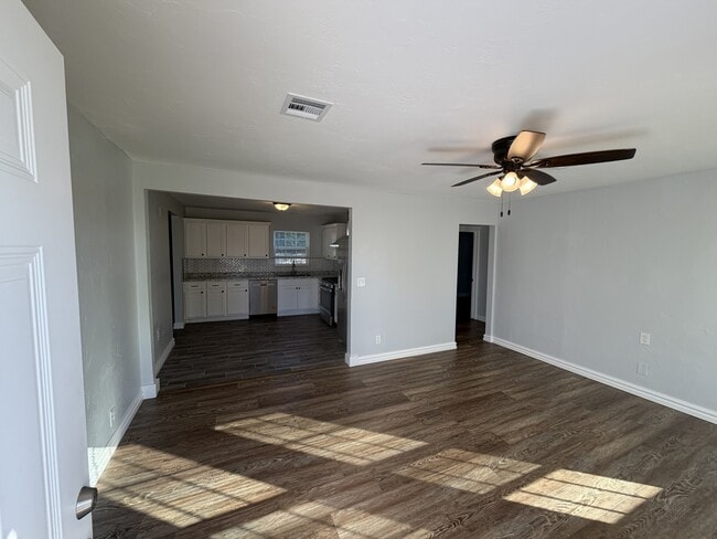 Photo - 4769 SE 27th St