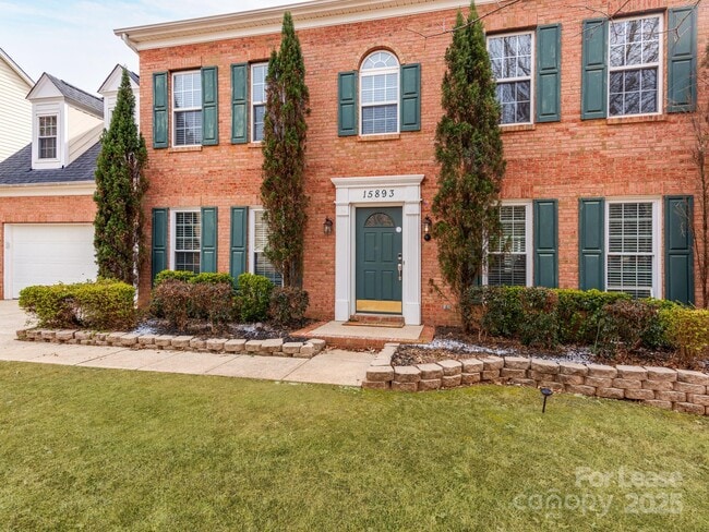 Photo - 15893 Wayland Dr