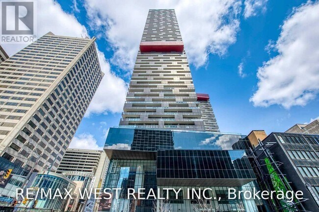Photo - 8 Eglinton Ave E Unit 909