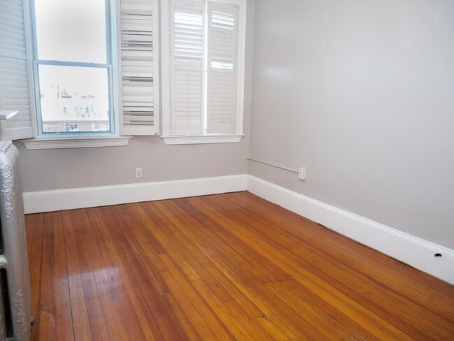 Photo - 16 Chestnut Hill Ave Unit 2