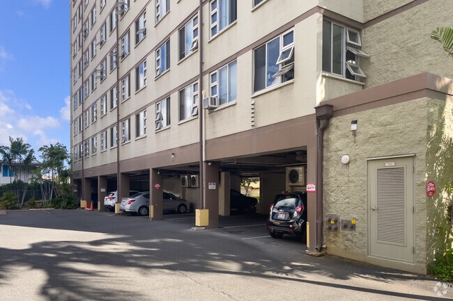 Photo - Kalakaua Vista