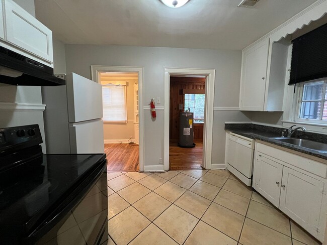 Photo - 2110 Windsor Ave