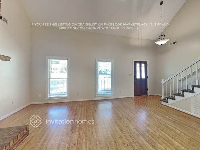 Photo - 815 Brightmoor Dr