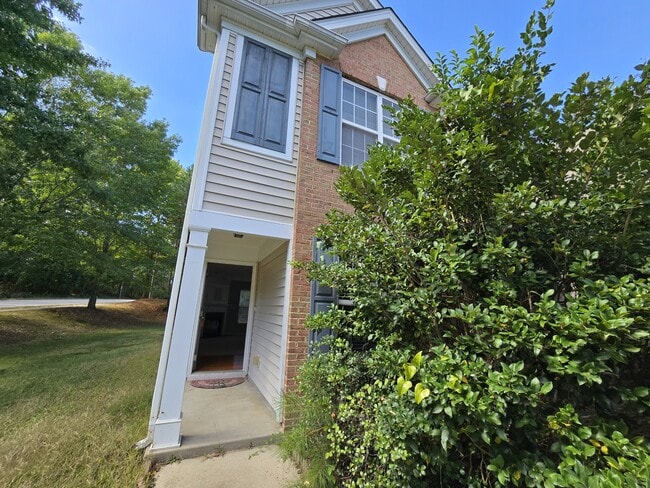 Photo - 5030 Reservoir Rd