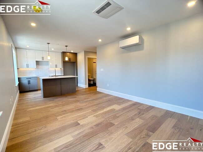 Photo - 367 Market St Unit 2