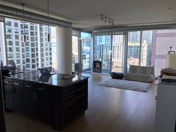 Photo - 149 W Kinzie St