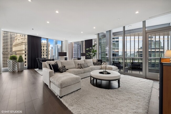 Photo - 403 N Wabash Ave Unidad 14A