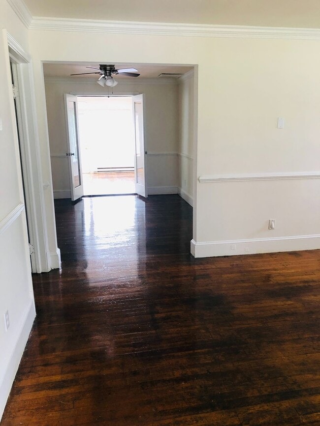 Photo - Adorable 3 bdrm/1.5 bath Home on a Corner Lot Across From Belmont Golf Course in Lakeside!