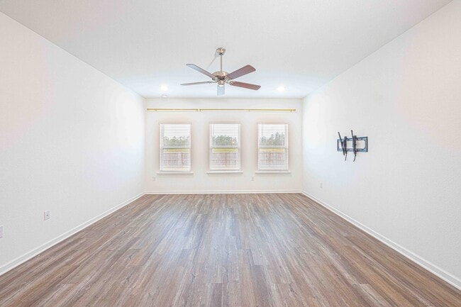 Photo - 13708 Antler Hl Rd