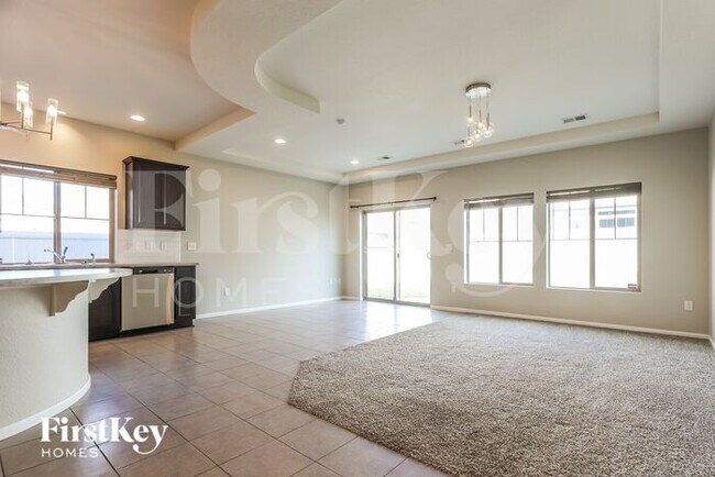 Photo - 5568 N Cathay Ct