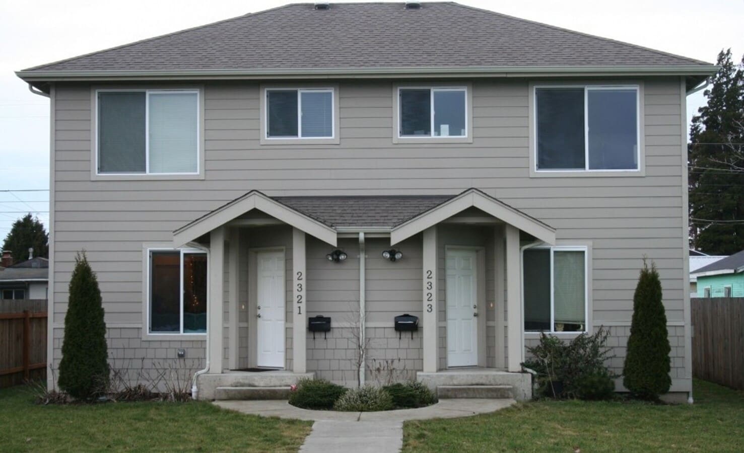 Photo - 2323-2323 Lincoln St