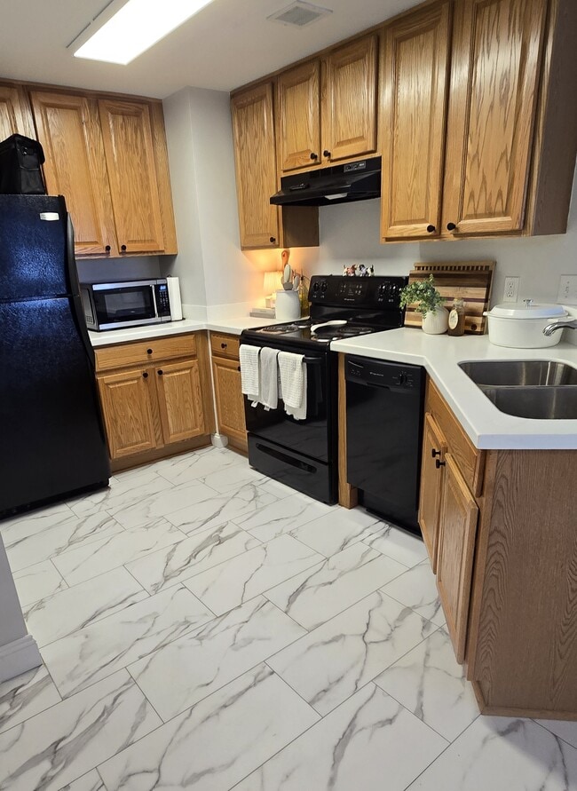 Kitchen - Clock Tower Square