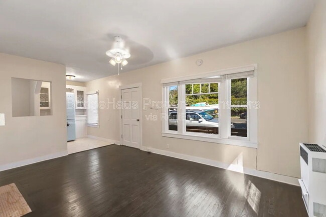 Photo - 3069 Grape Street Unidad A