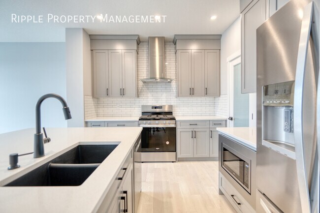 Photo - BRAND NEW 4 BEDS/ 2.5 BATHS HOUSE IN THE COMMUNITY OF SETON