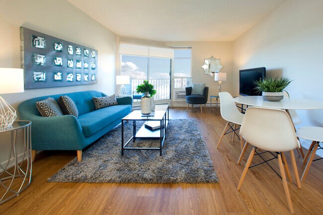 Photo - Britannia by the Bay