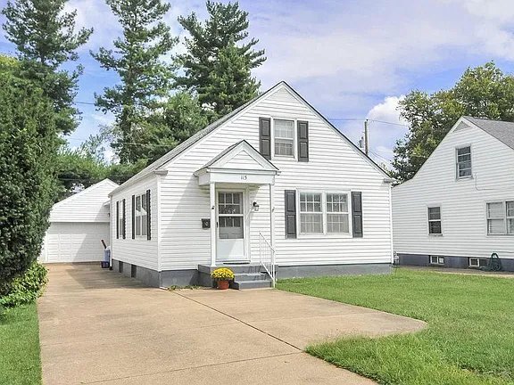Photo - 115 Colonial Dr