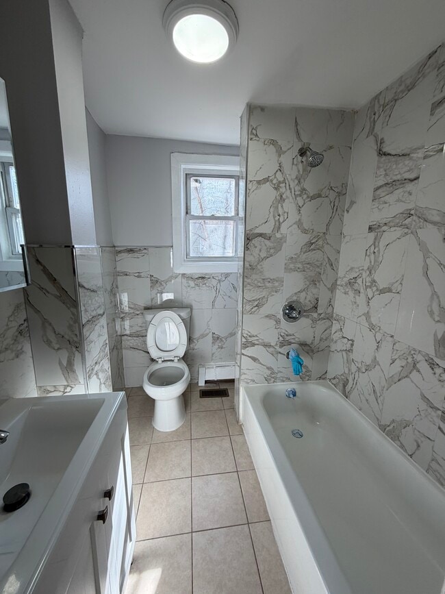 Photo - 75 N 15th St Unit 1