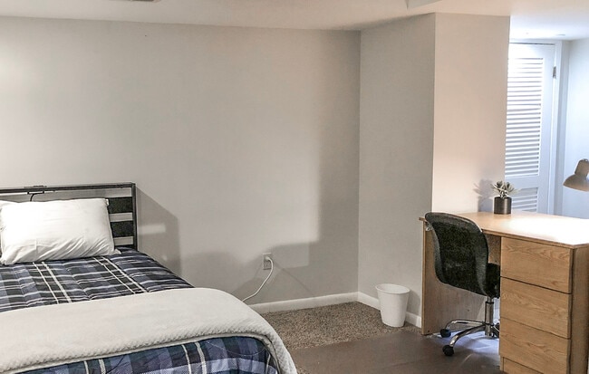 Photo - 223 E Rose St