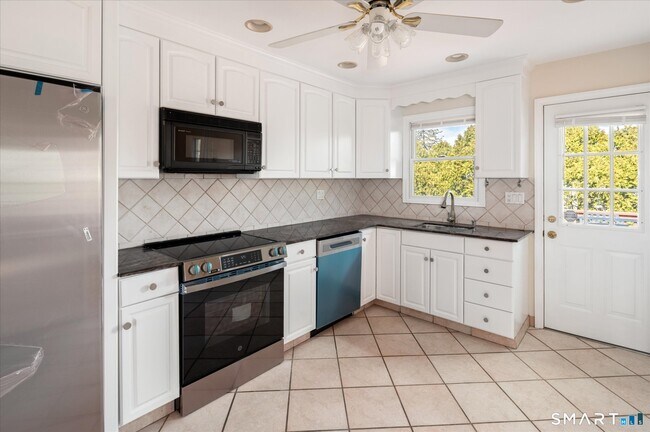 Photo - 48 Lanell Dr