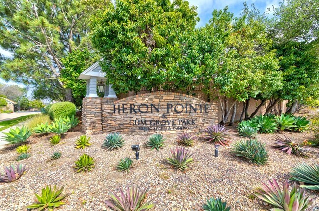Building Photo - 935 Heron Cir Rental