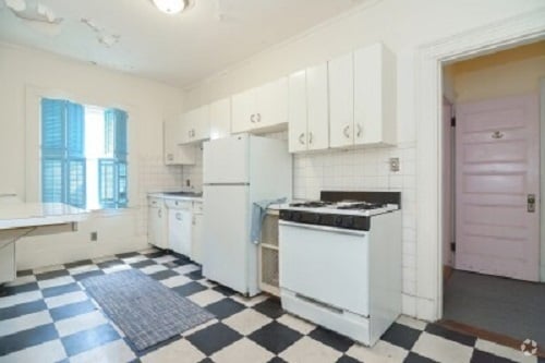 Building Photo - 923 Beacon St Unit #2 Rental