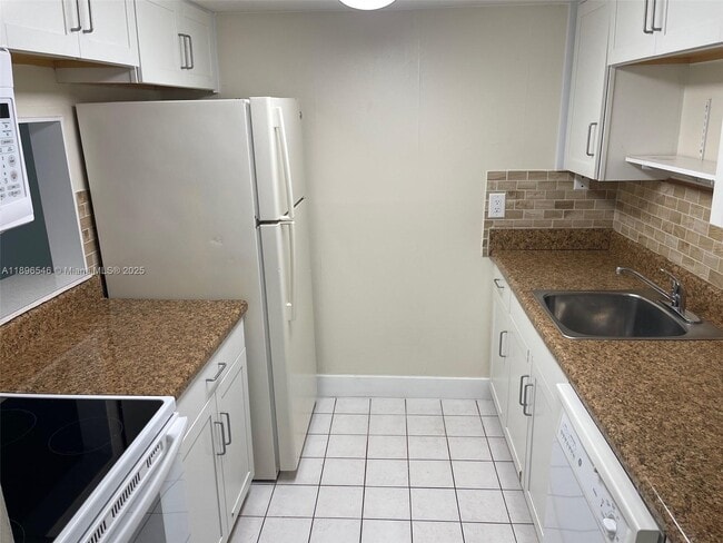 Photo - 14221 N Kendall Dr Unit 209C