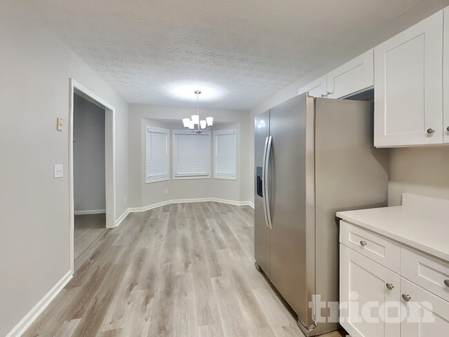 Photo - 1567 Kimberly Pl