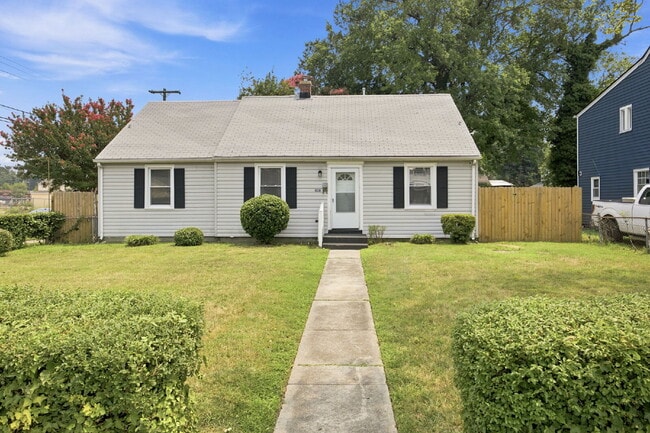 Building Photo - Freshly Renovated Ranch Ready for Move-In