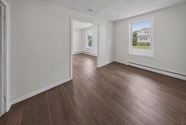 26 Vernon St Unit 2