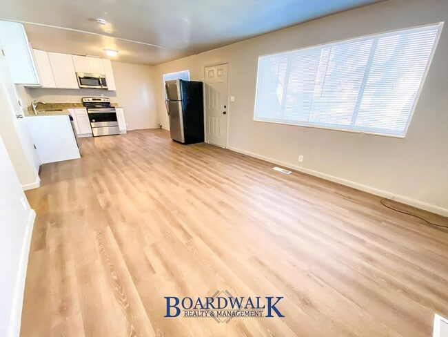 Photo - 253 E Crestone Ave Unit 253 E Crestone Ave #B