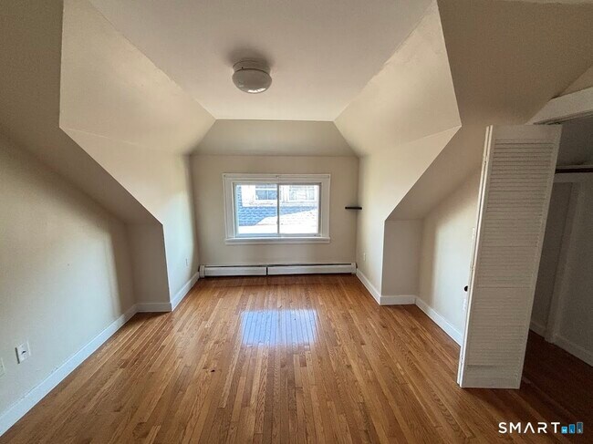 Photo - 358 Park Ave Unit 3rd Floor