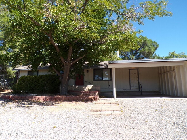 Building Photo - 3922 E Del Rio Dr Rental
