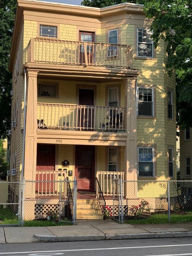 Photo - 4054 Washington St Unidad 1