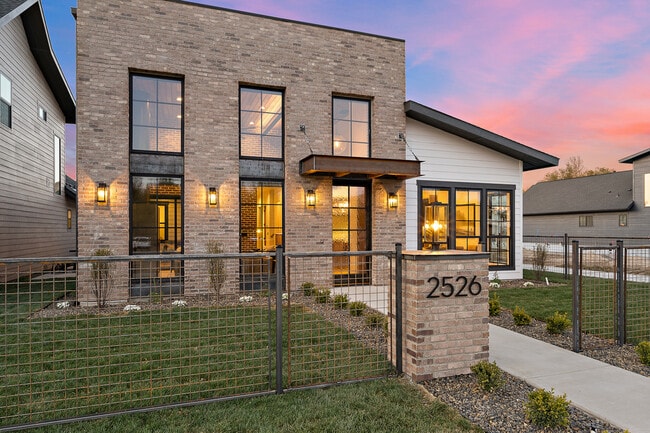 Photo - 2526 W Rustic Frg St