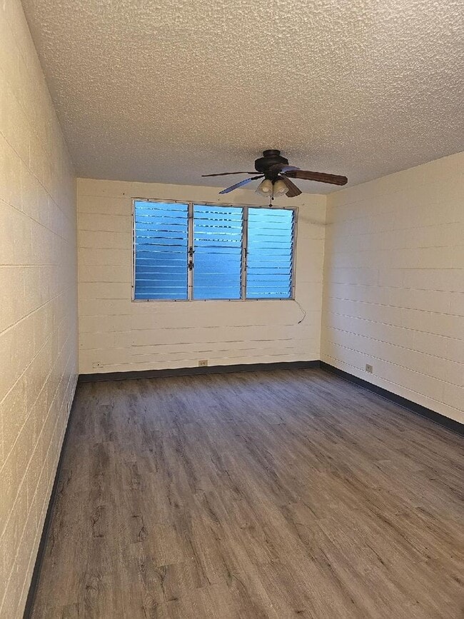 Photo - Newly Renovated 1 BD in Hilo Town!