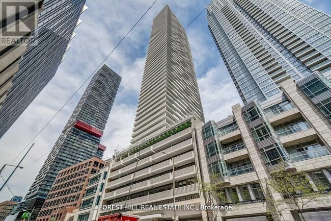 Photo - 2221 Yonge St Unit 5602