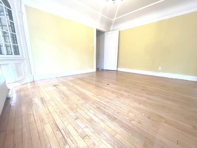 Photo - 2533 N Lake Dr Unit 2533