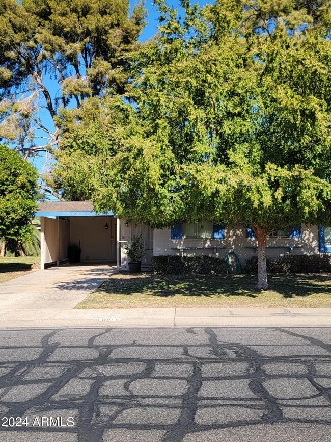 Photo - 10916 W Peoria Ave Townhome