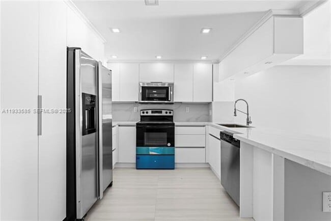 Photo - 5555 Collins Ave Unidad 5555 Collins Ave appt 14N