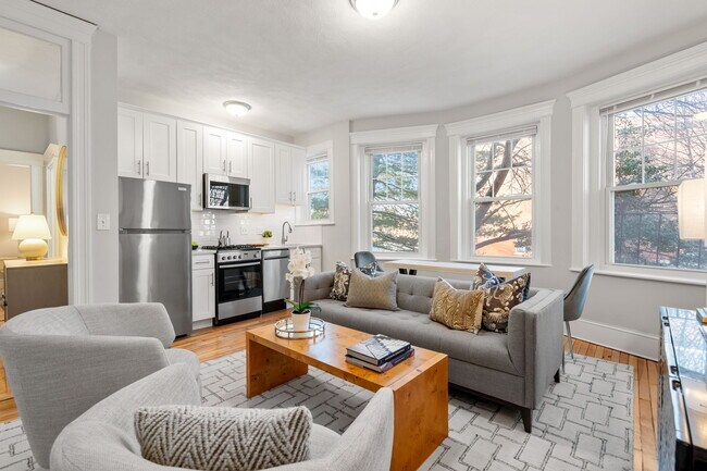 Photo - 164 Strathmore Rd Unit 8